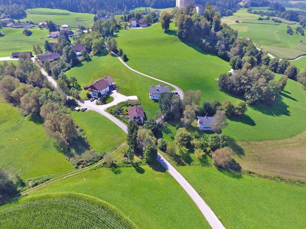 Ferienwohnungen Schlosshausl San Lorenzo di Sebato Eksteriør billede